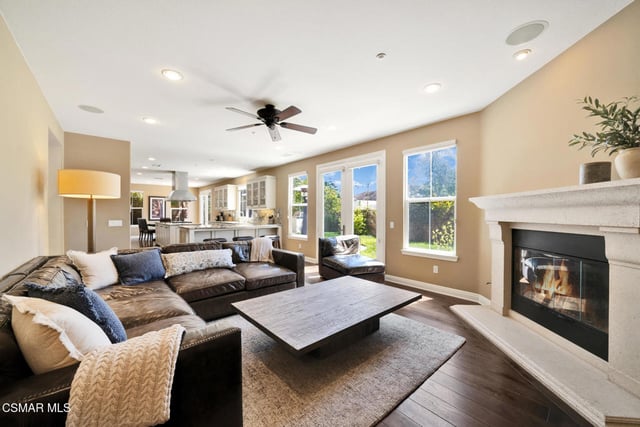 3916 Eagle Flight Drive, Simi Valley, CA 93065 — photo 5 of 30