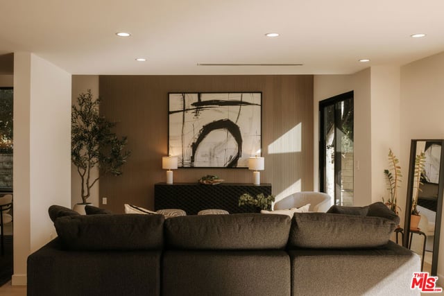 2025 Hercules Drive, Los Angeles, CA 90046 — photo 10 of 24