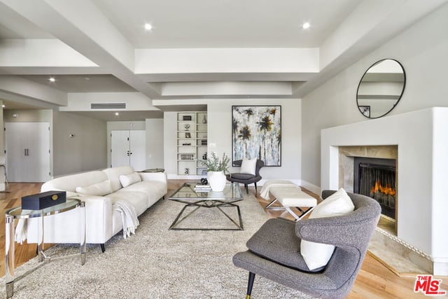 339 N Palm Drive 201, Beverly Hills, CA 90210 — photo 3 of 35