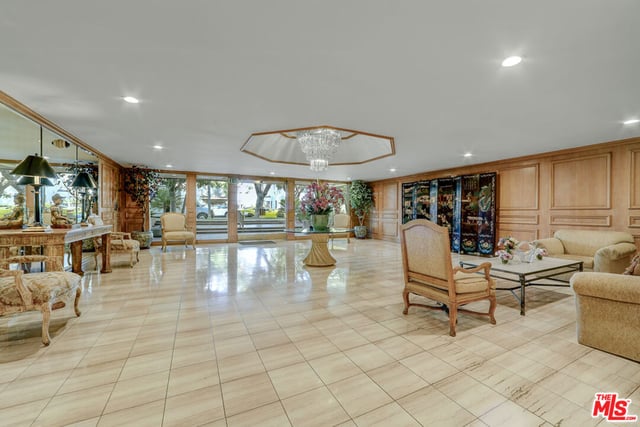 339 N Palm Drive 201, Beverly Hills, CA 90210 — photo 31 of 35