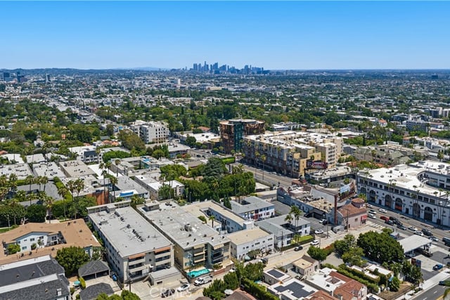 1539 N Laurel Avenue 202, Los Angeles, CA 90046 — photo 31 of 35