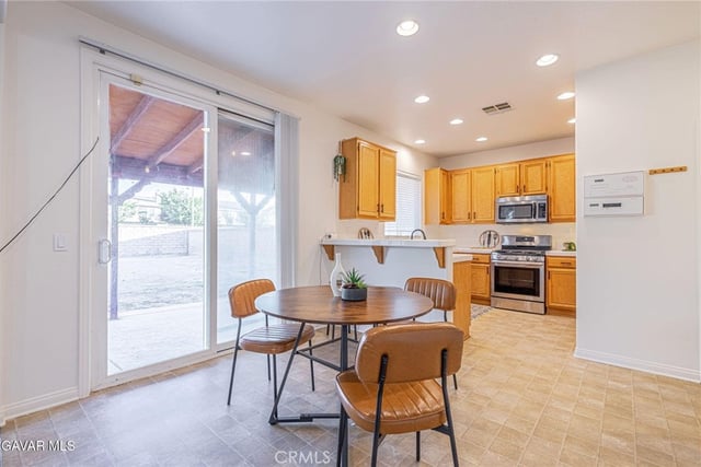 4320 Jonathon, Lancaster, CA 93536 — photo 17 of 39