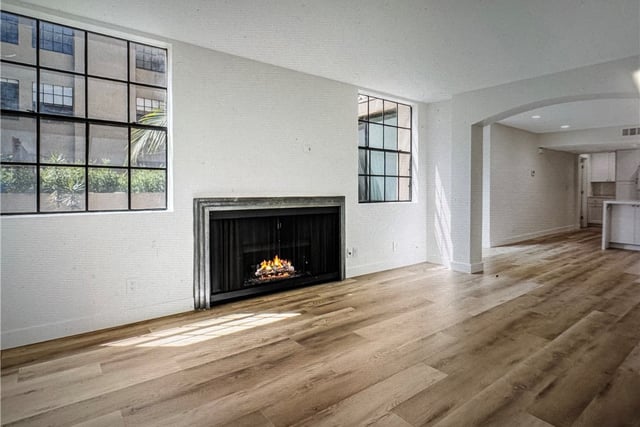 750 N Kings 105, West Hollywood, CA 90069 — photo 10 of 20