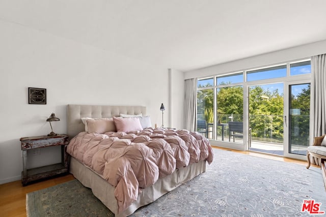 1705 Ocean Avenue 311, Santa Monica, CA 90401 — photo 14 of 37
