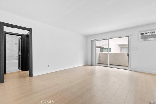 960 Larrabee 120, West Hollywood, CA 90069 — photo 7 of 15