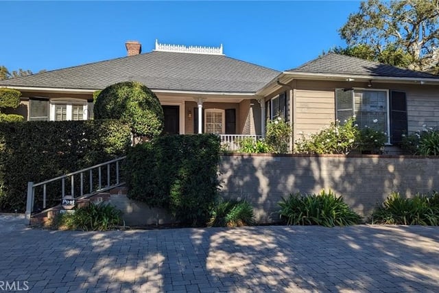 795 Fairfield Circle, Pasadena, CA 91106 — photo 2 of 7