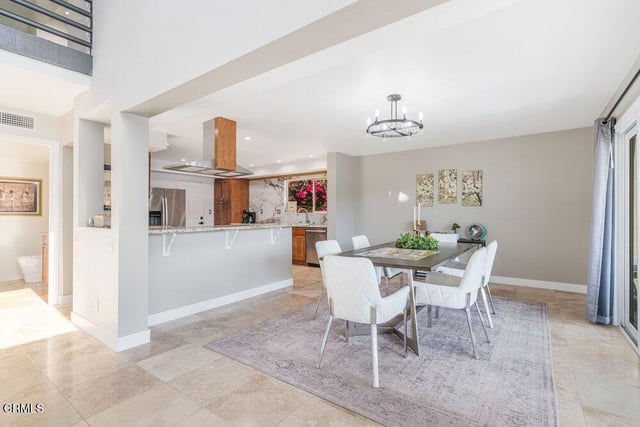2431 Victoria Avenue, Oxnard, CA 93035 — photo 13 of 62