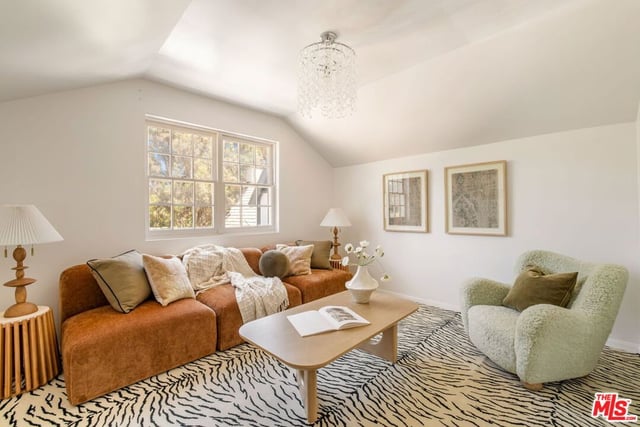 612 Lorraine Boulevard, Los Angeles, CA 90005 — photo 46 of 48