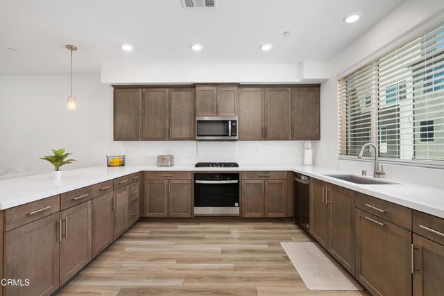 27560 Sanctuary Court, Valencia, CA 91381 — photo 5 of 27