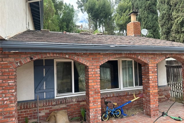 22107 Barbacoa, Saugus, CA 91350 — photo 2 of 39