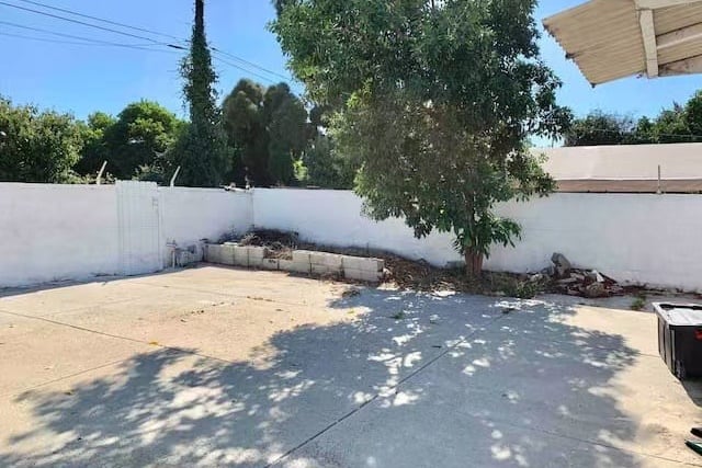 3354 Virginia Avenue, Santa Monica, CA 90404 — photo 11 of 30