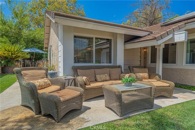 25557 Alesna, Valencia, CA 91355 — photo 6 of 45