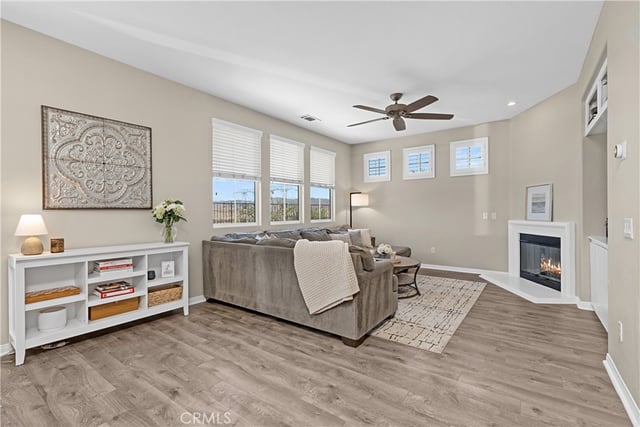 28060 Linda Lane, Saugus, CA 91350 — photo 21 of 47