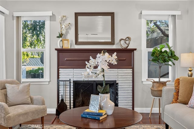 3215 Prospect, Glendale, CA 91214 — photo 2 of 34
