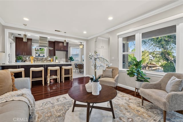 3215 Prospect, Glendale, CA 91214 — photo 6 of 34