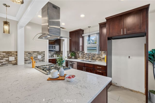 3215 Prospect, Glendale, CA 91214 — photo 7 of 34