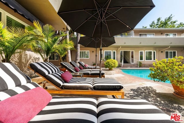 1330 N Crescent Heights Boulevard 16, West Hollywood, CA 90046 — photo 29 of 33