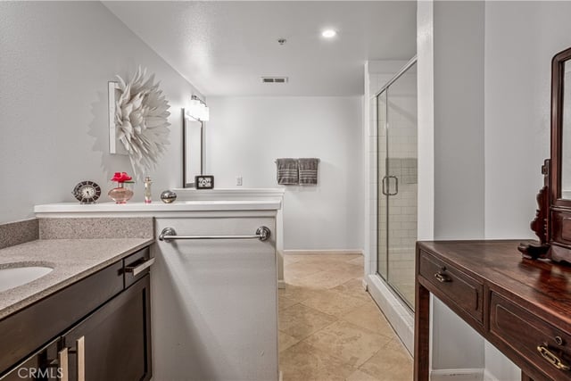 201 E Angeleno 105, Burbank, CA 91502 — photo 28 of 42