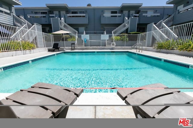 20930 Parthenia Street 207, Canoga Park, CA 91304 — photo 11 of 11
