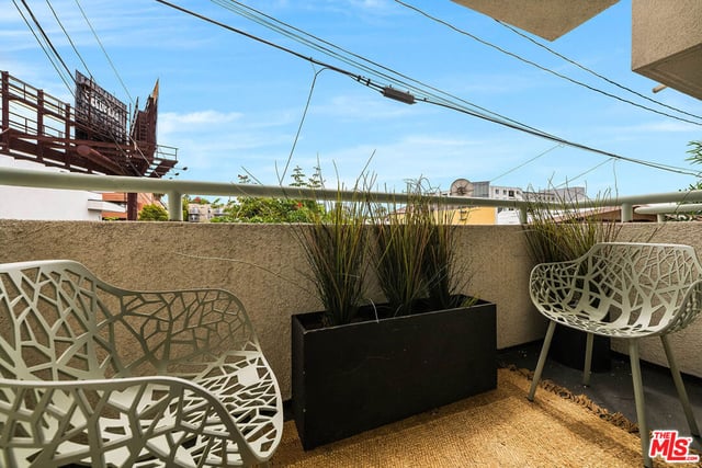 1310 N Detroit Street 206, Los Angeles, CA 90046 — photo 18 of 32