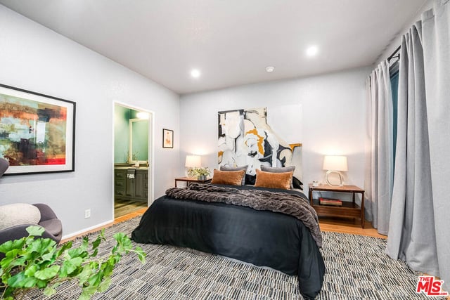 1310 N Detroit Street 206, Los Angeles, CA 90046 — photo 20 of 32