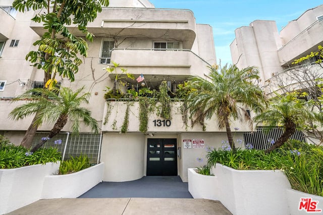 1310 N Detroit Street 206, Los Angeles, CA 90046 — photo 30 of 32
