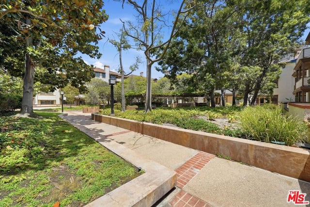 2559 Plaza Del Amo 213, Torrance, CA 90503 — photo 15 of 19