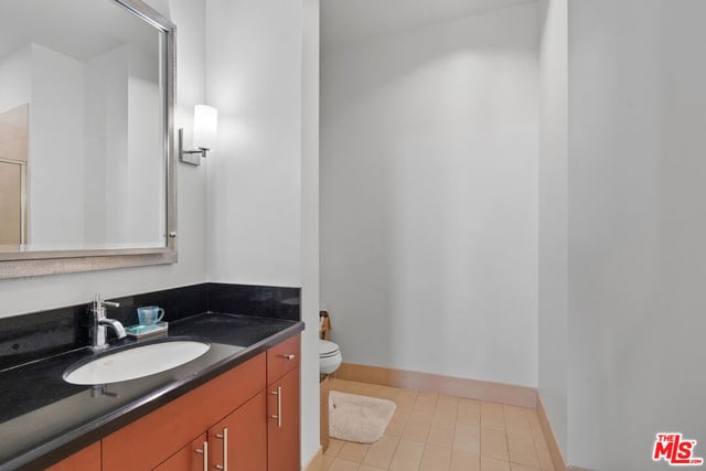 3810 Wilshire Boulevard 712, Los Angeles, CA 90010 — photo 20 of 27