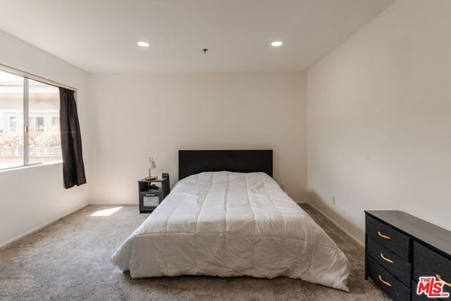 1731 Barry Avenue 214, Los Angeles, CA 90025 — photo 15 of 28