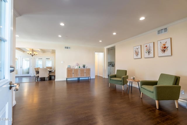 13615 Herrick Avenue, Los Angeles, CA 91342 — photo 12 of 51