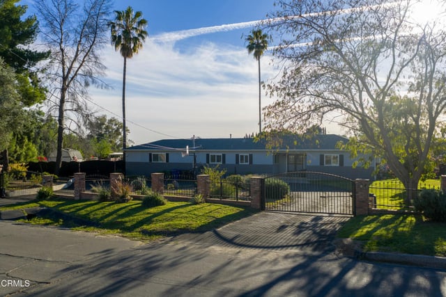 13615 Herrick Avenue, Los Angeles, CA 91342 — photo 4 of 51