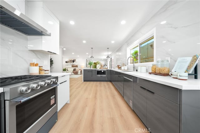 4434 W 59th, Los Angeles, CA 90043 — photo 8 of 43