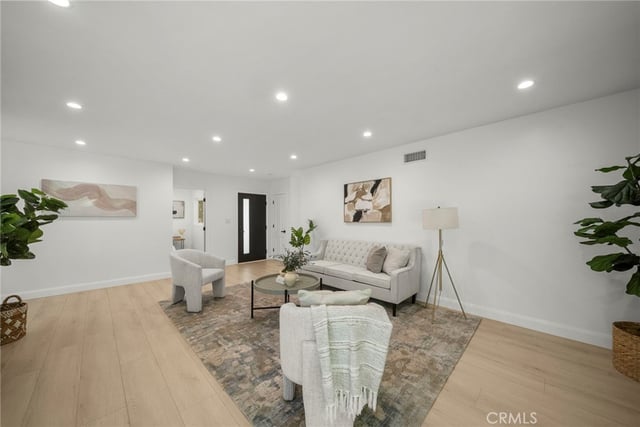 16507 Calahan, North Hills, CA 91343 — photo 5 of 36