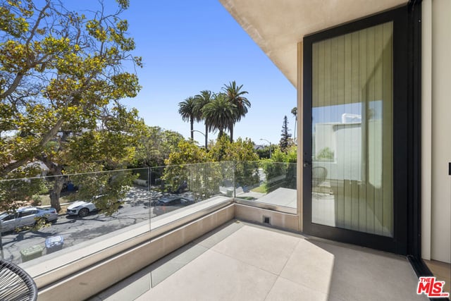 513 N Martel Avenue, Los Angeles, CA 90036 — photo 39 of 64