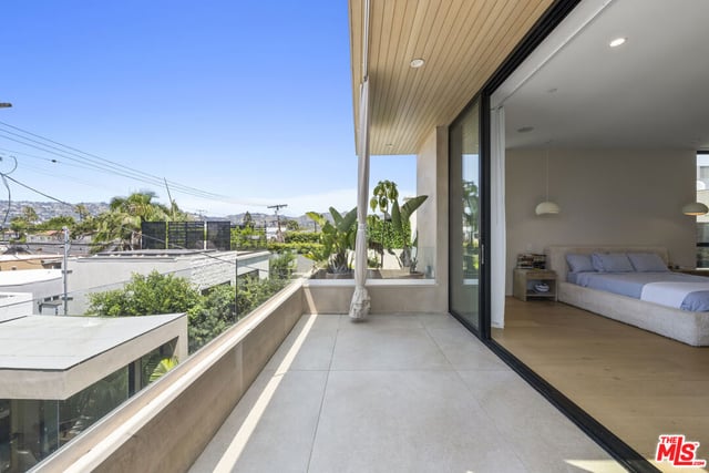 513 N Martel Avenue, Los Angeles, CA 90036 — photo 46 of 64