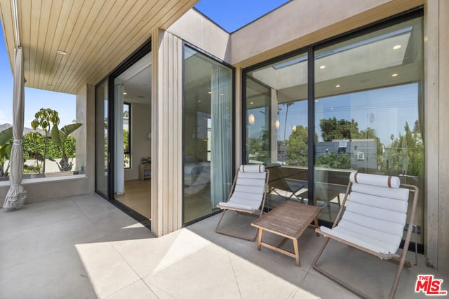 513 N Martel Avenue, Los Angeles, CA 90036 — photo 48 of 64