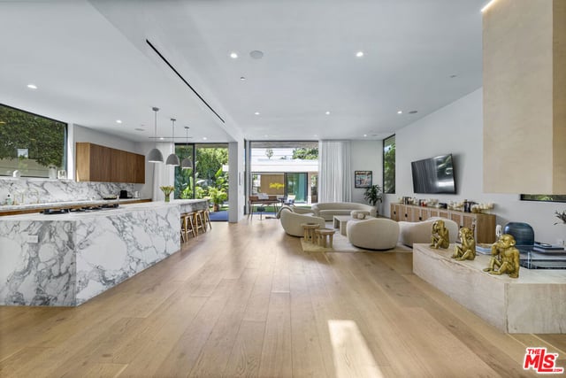 513 N Martel Avenue, Los Angeles, CA 90036 — photo 9 of 64