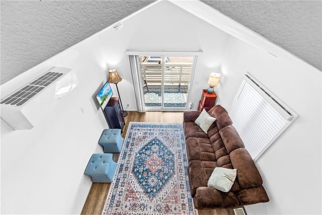 4925 Holly, Long Beach, CA 90805 — photo 21 of 43