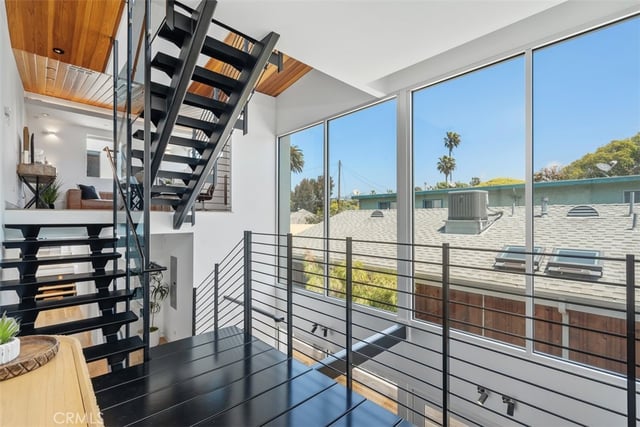 417 1/2 Sunset, Los Angeles, CA 90291 — photo 32 of 43