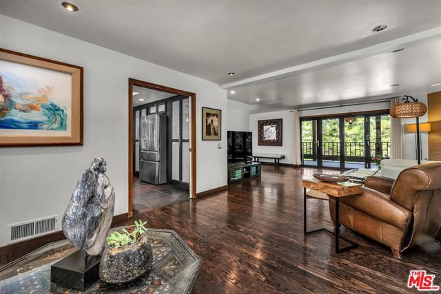 805 Malibu Meadows Drive, Calabasas, CA 91302 — photo 11 of 62