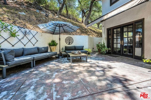 805 Malibu Meadows Drive, Calabasas, CA 91302 — photo 53 of 62