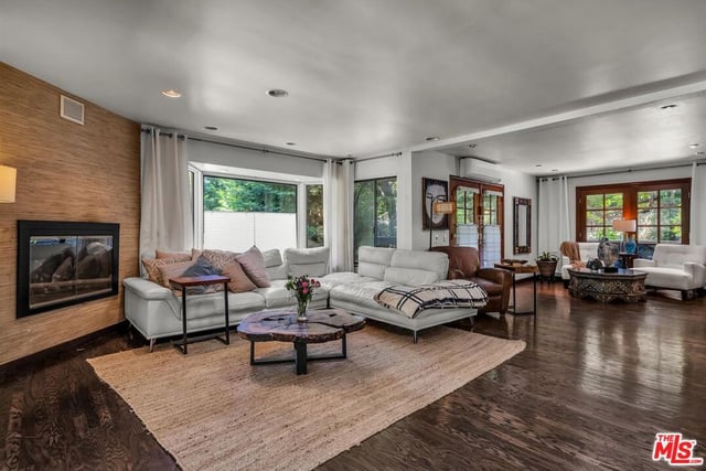 805 Malibu Meadows Drive, Calabasas, CA 91302 — photo 8 of 62