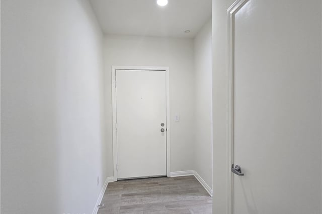 7551 Jordan Avenue 104, Canoga Park, CA 91303 — photo 4 of 26