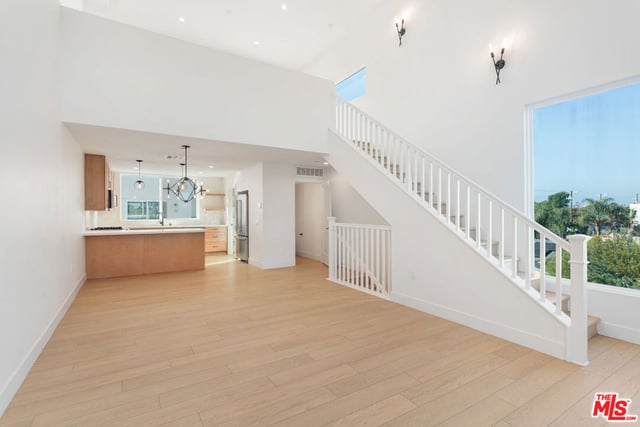 11212 W Victory Boulevard 7, Los Angeles, CA 91606 — photo 10 of 22