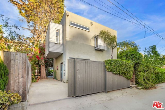 927 Amoroso, Venice, CA 90291 — photo 49 of 53