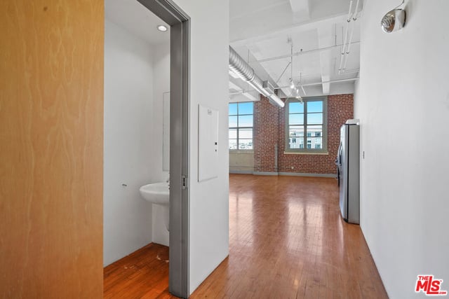 1850 Industrial Street 404, Los Angeles, CA 90021 — photo 13 of 33
