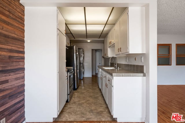 5950 Buckingham 610, Culver City, CA 90230 — photo 24 of 48