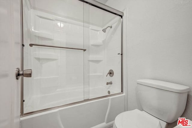 4506 Saugus Avenue 10, Los Angeles, CA 91403 — photo 17 of 22