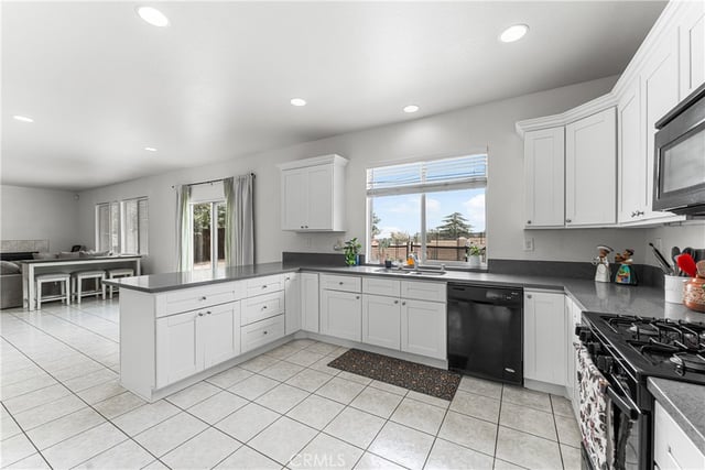 38318 Wakefield, Palmdale, CA 93551 — photo 25 of 59