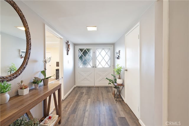 6155 Goshen Avenue, Simi Valley, CA 93063 — photo 6 of 42